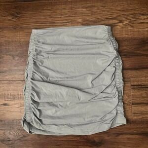 TNA Ruched Tube Top‎ Light Grey Gathered Sides Women Medium Streetwear Casual
